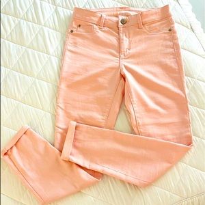 Time and Tru lightweight stretch jeans-NWOT